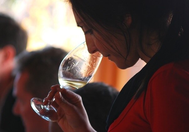 silvia-tasting silvia-tasting